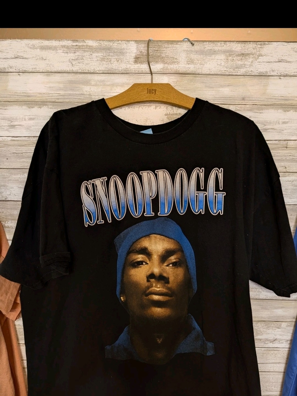 Vintage Snoop Dogg Graphic Tee with Blue Portrait